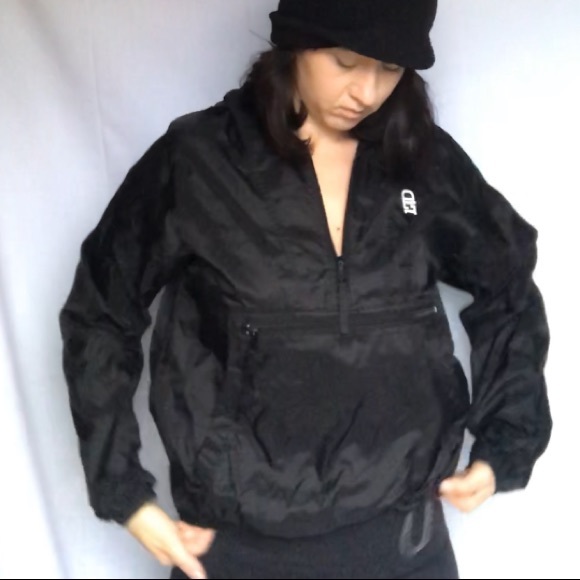 Windbreaker Pullover Jacket - Picture 6 of 7